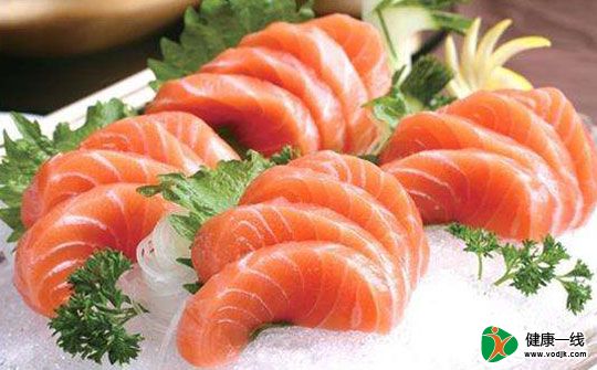 三文鱼生吃的话会有细菌吗