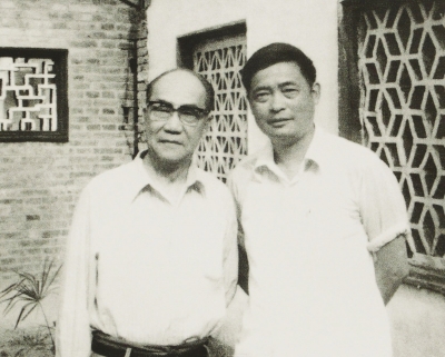 季之光与侯宝林合影