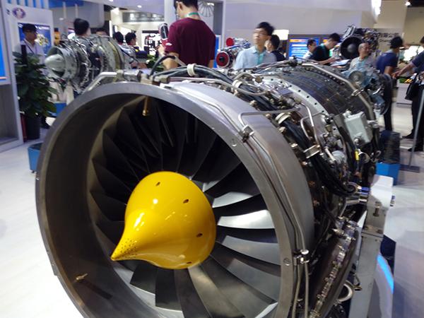 中乌航空合作再升级，L-15高教机发动机将在华组装