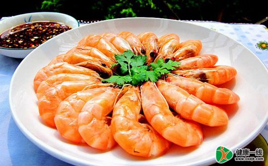 秋吃海鲜:白灼虾鲜美护血管