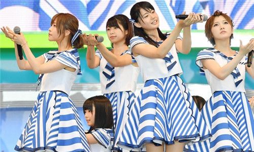 日年轻人参政欲望低 官方请女子组合拍广告拉投票