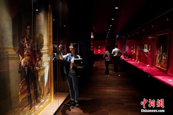 故宫首展匈牙利百余件文物2 故宫首展匈牙利百余件文物2