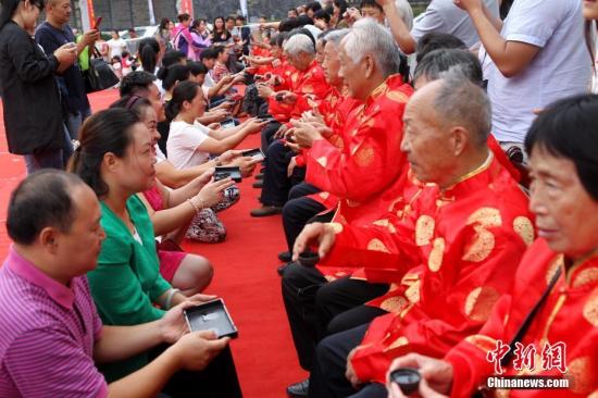 点击进入下一页