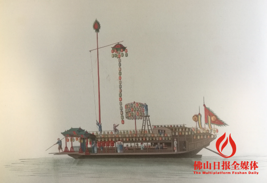 七月半水陆船。