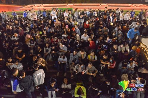 点击进入下一页