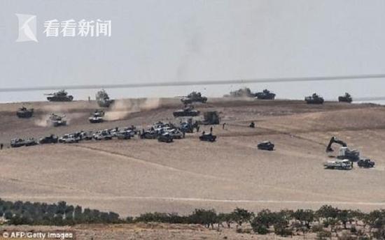 土耳其陈兵土叙边境 借叙反对派武装打击恐怖组织