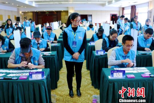 第26届世界脑力(记忆)锦标赛合肥城市赛15日在安徽合肥举办 夏莹 摄 第26届世界脑力(记忆)锦标赛合肥城市赛15日在安徽合肥举办 夏莹 摄