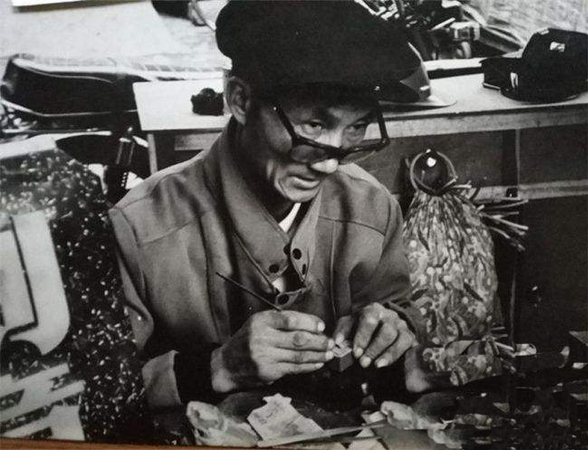 反扒老爹带辣椒面制服疑犯2 反扒老爹带辣椒面制服疑犯2