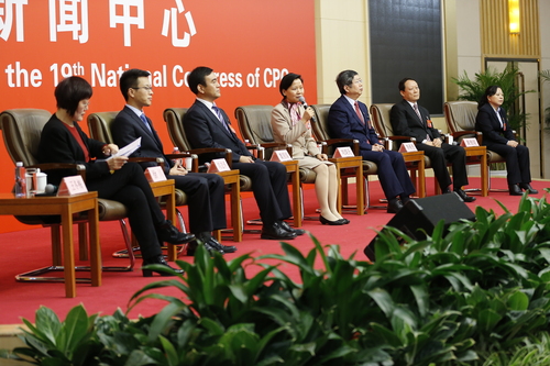 (3)十九大新闻中心举行“教育综合改革”集体采访 (3)十九大新闻中心举行“教育综合改革”集体采访