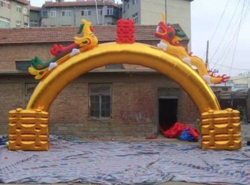 麦当劳改名金拱门 网友:来份金乐鸡+金旋风套餐