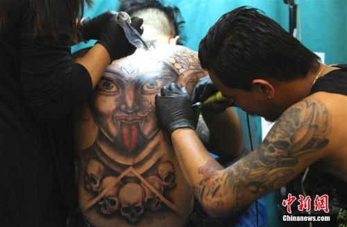 点击进入下一页