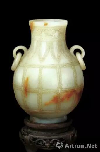 清 白玉活环仿古壶 清宫旧藏   北京故宫博物院藏品