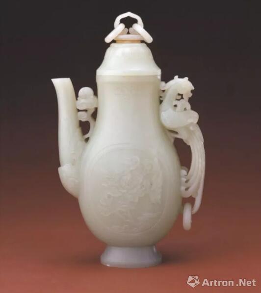 清 青玉凤柄执壶 北京故宫博物院藏品