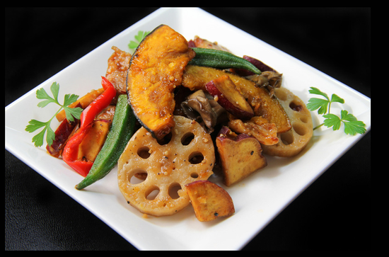 女性吃秋藕有什么好处？可预防4种常见疾?。ㄍ计丛矗菏泳踔泄? data-link=