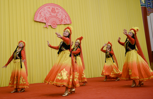 民族舞《最美还是我们新疆》 民族舞《最美还是我们新疆》