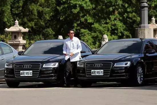  蔡英文上台以来，多次更换座驾，图为蔡英文目前的奥迪Audi A8L座驾。（图片来源：台湾《联合报》）