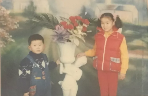 923字刷爆朋友圈 姐姐为弟弟婚礼写的信看哭了