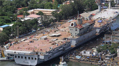 印度国产新航母“维克兰特”号