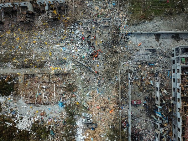 航拍宁波小区爆炸现场2