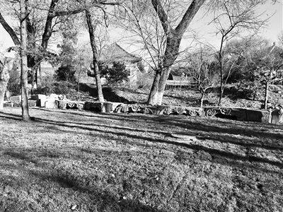 北大回应校内圆明园文物划痕将立即完善防护设施