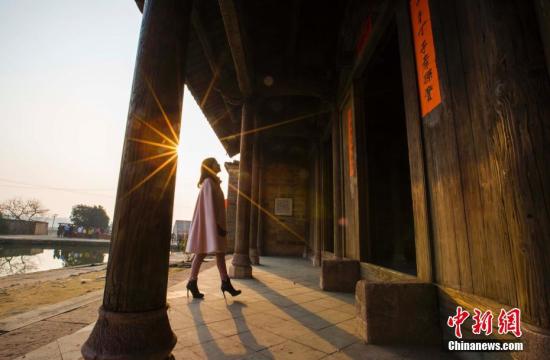 点击进入下一页