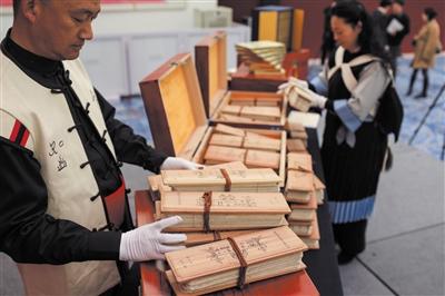 点击进入下一页