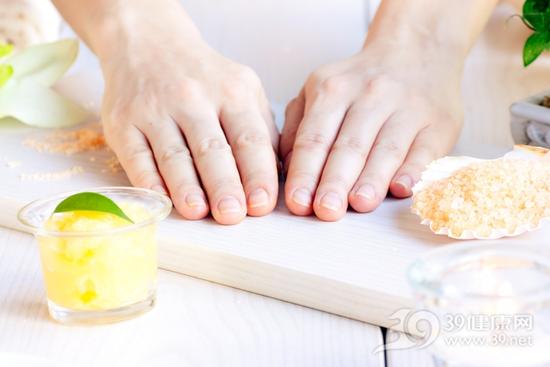 冬季做好5件事 才能养成纤纤玉手