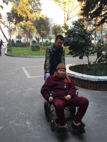 点击进入下一页