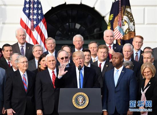 (国际)(2)美国国会通过30年来最大规模税改法案