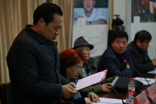 河南省古陶瓷博物馆、中国钧官窑址博物馆副馆长马朝阳宣布永久收藏四件作品