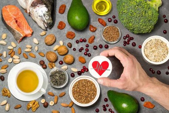 高血压人群必看！营养学家力荐降压食物