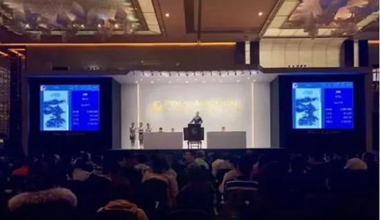 保利华谊（上海）2017秋季艺术品拍卖会的总成交额将有望突破10亿元（预计）。