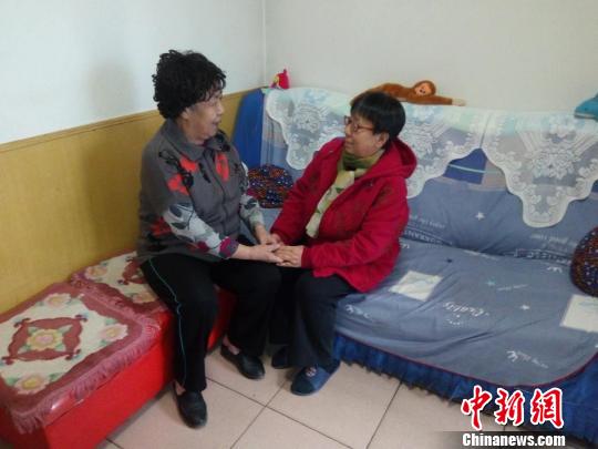 不久前，老军营十个社区启动微帮站，组建微帮队，为居民提供帮助，“女儿团”就是其中的一支。受访者提供