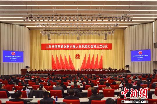 上海浦东向GDP“万亿俱乐部”发起“冲击”