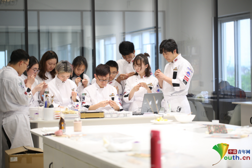 W020180110403747714699 W020180110403747714699