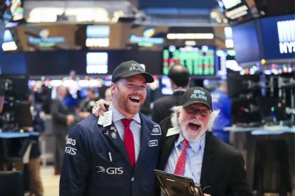 特朗普创造美国史上最强经济复苏？埋下重大隐患