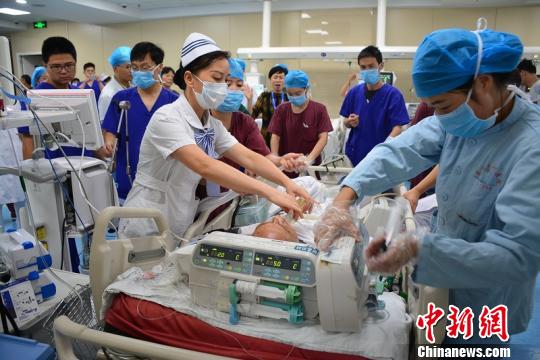 长兴县花大力气引进上级优质医疗资源 刘庆臻 摄 长兴县花大力气引进上级优质医疗资源 刘庆臻 摄