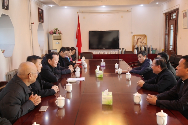 走访中国天主教“一会一团”_副本 走访中国天主教“一会一团”_副本