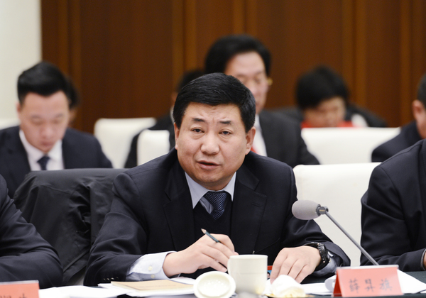 04区政协委员薛昇旗在政协经济界和工商联界联组会上发言jpg