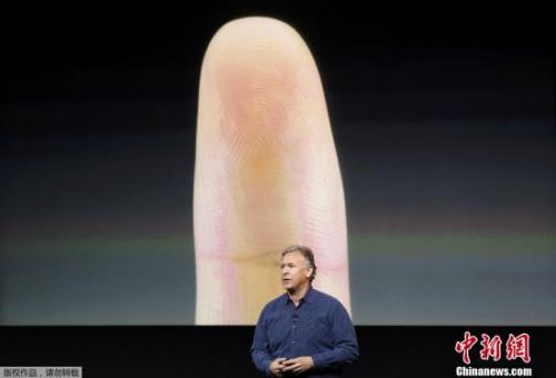 资料图：苹果发布iPhone 5s时，已经支持手机指纹识别。