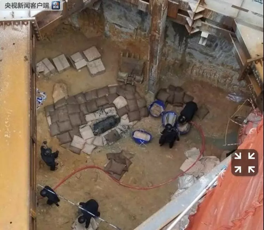 香港闹市5天2次发现战时炸弹 上演真实拆弹专家