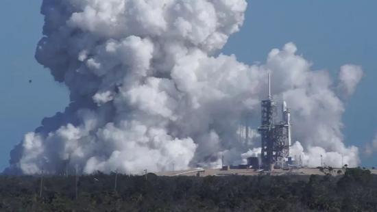 美国超级火箭即将首次发射 运力是长征5号的2倍多