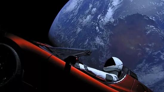 美国一私企完成太空壮举 告诉我们中美差距有多大