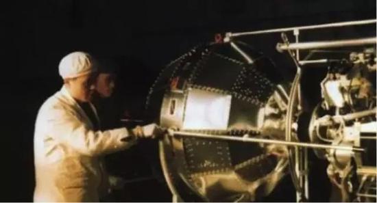 美国一私企完成太空壮举 告诉我们中美差距有多大