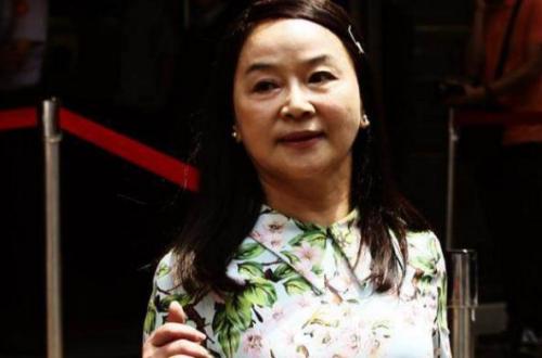 散布旺旺中时媒体集团不实评论 周玉蔻又道歉  点击进入下一页