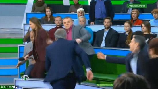 1519449609490724.jpg 49845F8800000578-5426813-image-a-4_1519392128367.jpg