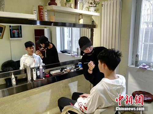 点击进入下一页