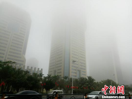 春节假日期间，?？诔中笪聿欢稀！∫Ｃ?摄