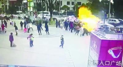 事发时监控视频截图 点击进入下一页