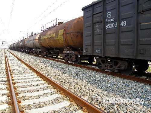 资料图：铁路货送。